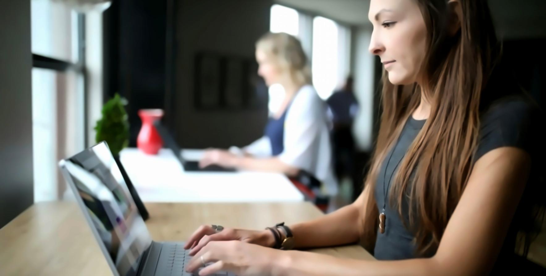 Environnement de formation professionnelle avec outils financiers modernes