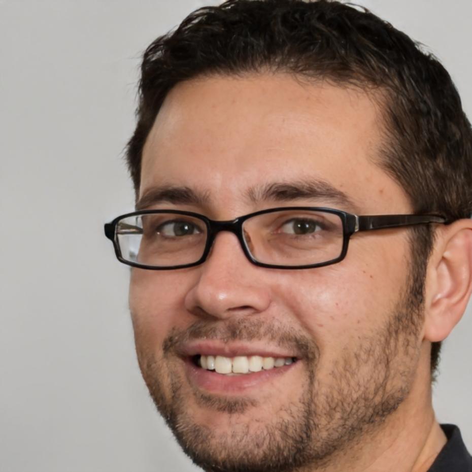 Portrait de Branislav Kolarov, formateur en prévisions financières